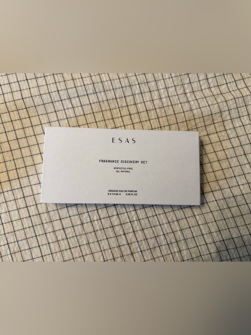 Esas Perfume Sample Discovery Kit Women’s Core - Picture 3 of 3